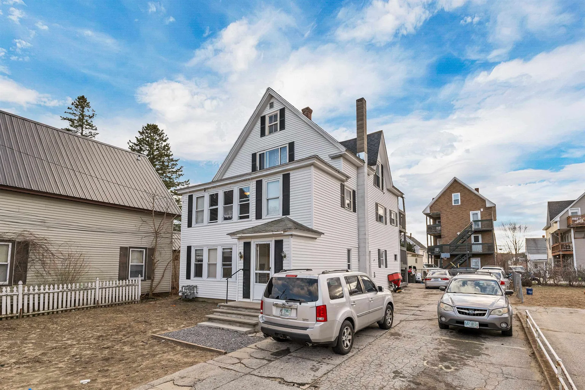 296 Bartlett Street Manchester NH 03102