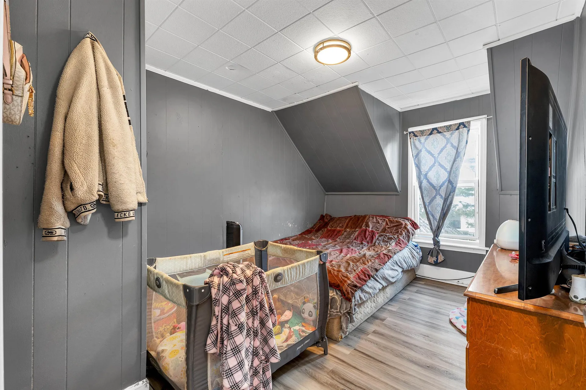 296 Bartlett Street Manchester NH 03102