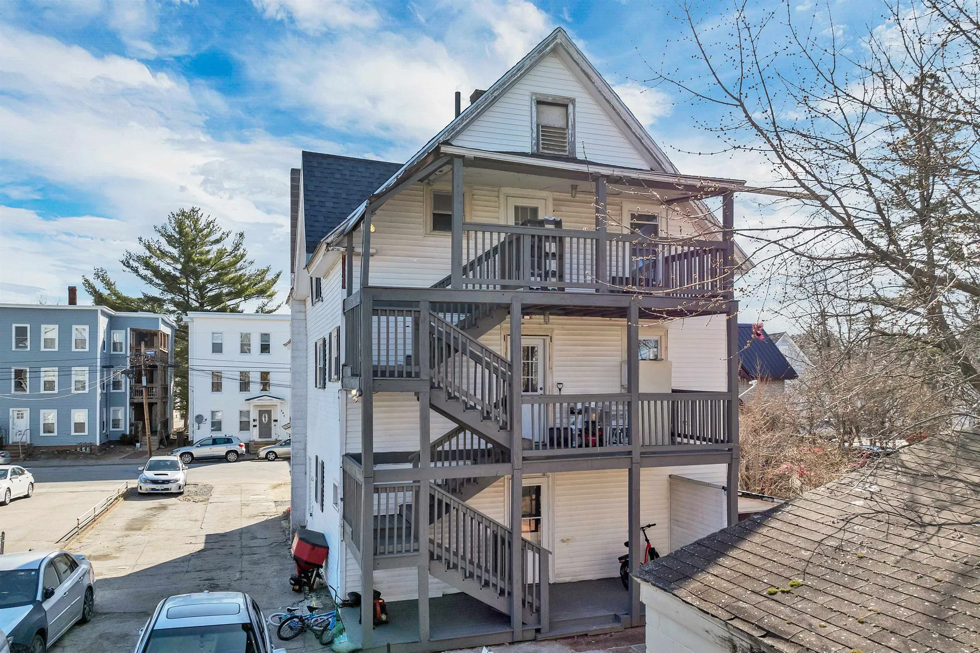 296 Bartlett Street Manchester NH 03102