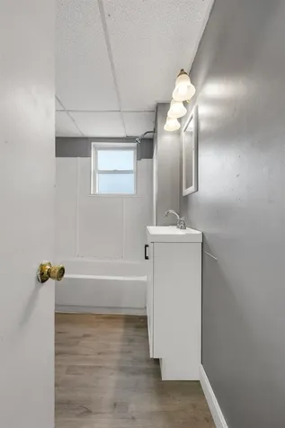 296 Bartlett Street Manchester NH 03102