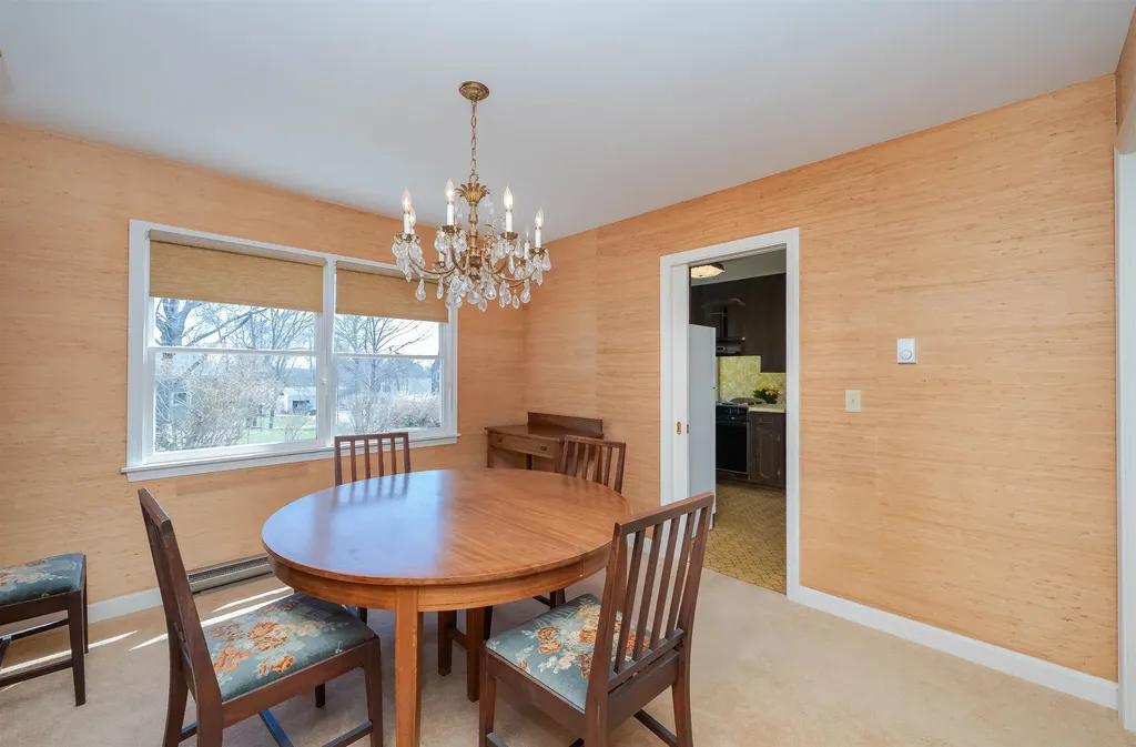 24 Hillcrest Drive Dover NH 03820