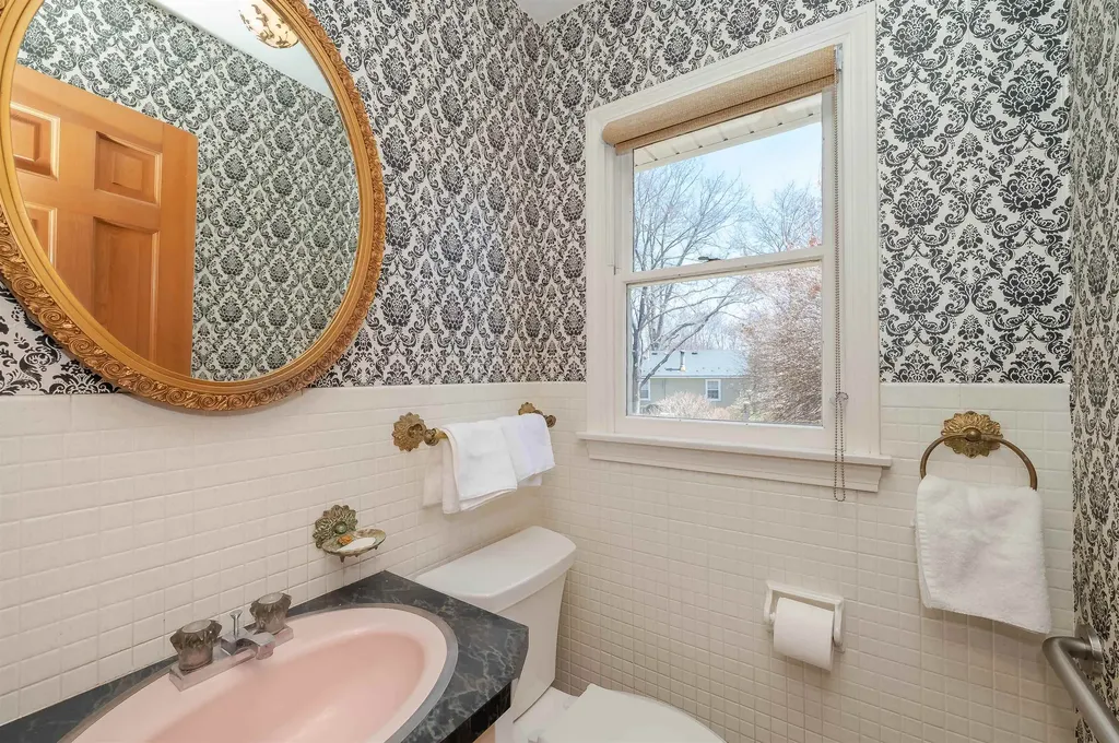 24 Hillcrest Drive Dover NH 03820