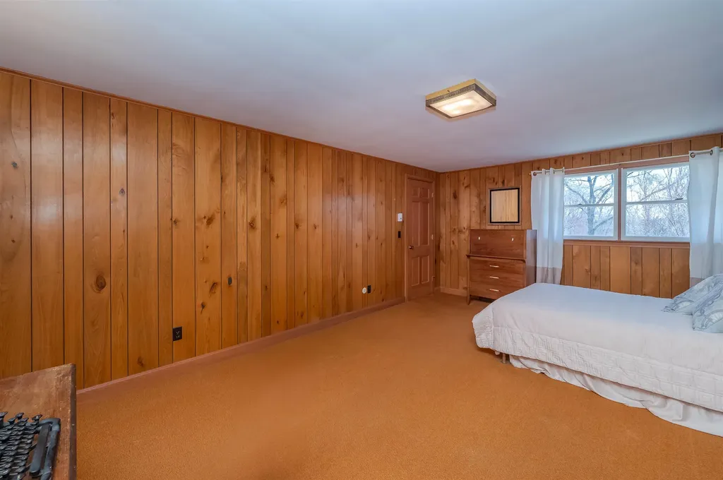 24 Hillcrest Drive Dover NH 03820