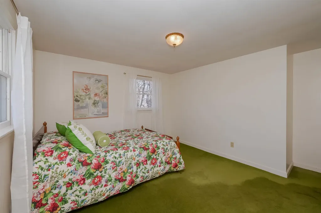 24 Hillcrest Drive Dover NH 03820