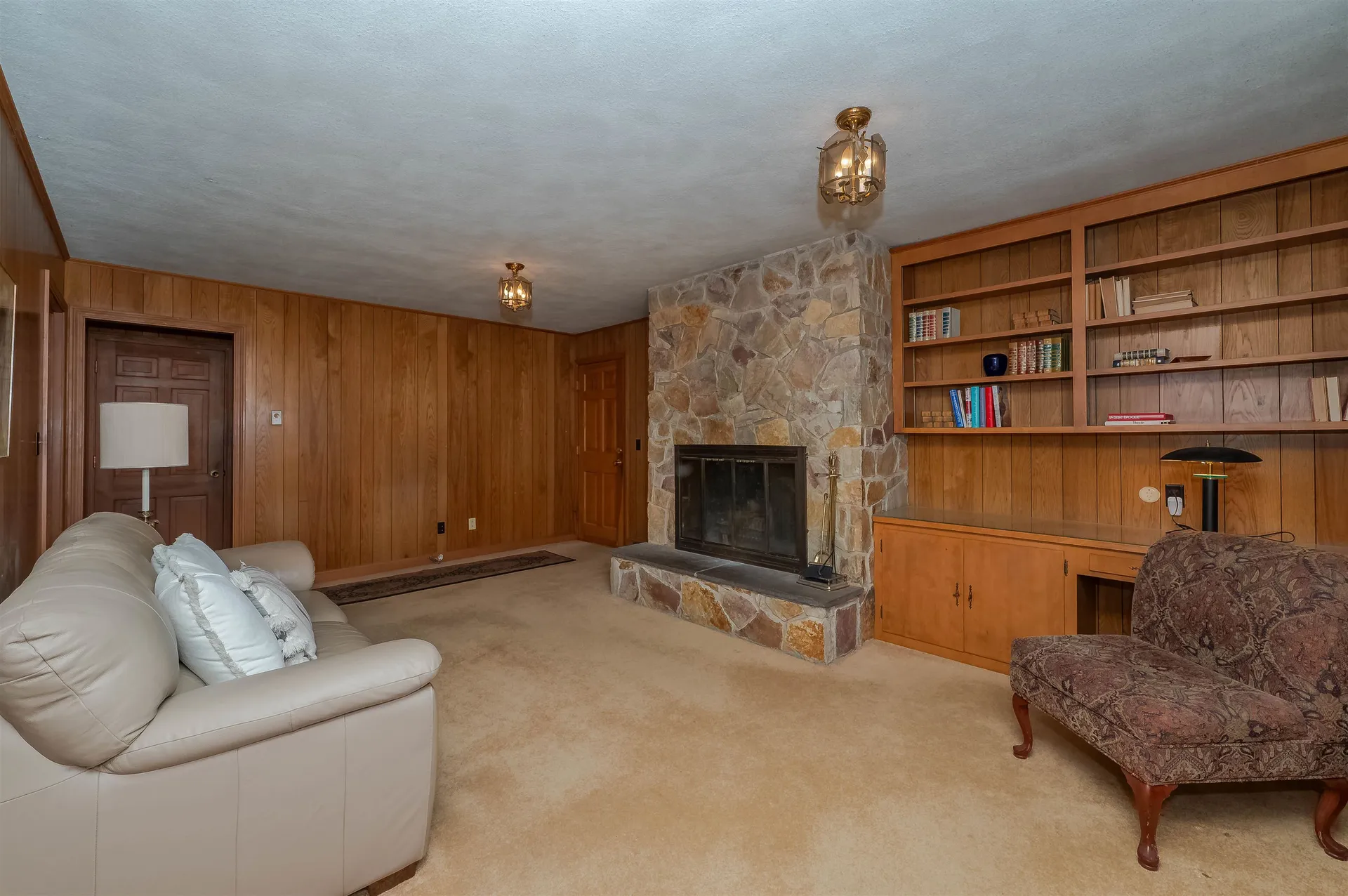 24 Hillcrest Drive Dover NH 03820