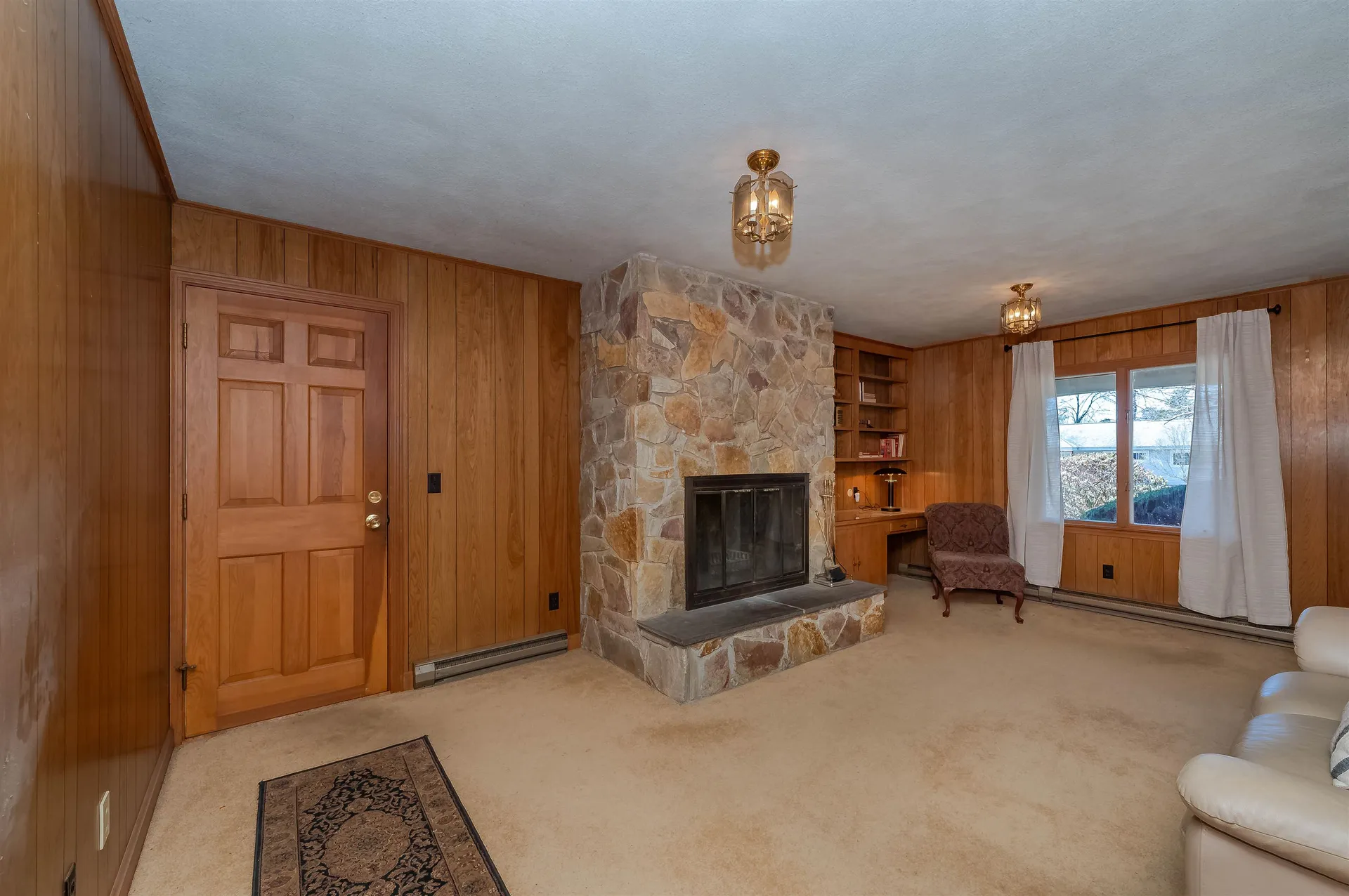 24 Hillcrest Drive Dover NH 03820