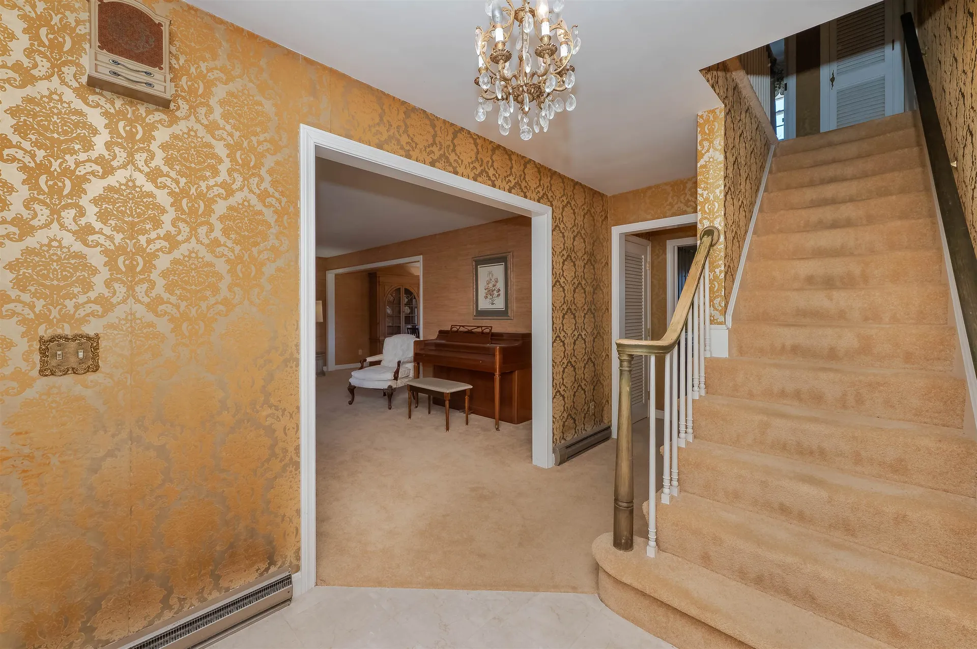 24 Hillcrest Drive Dover NH 03820