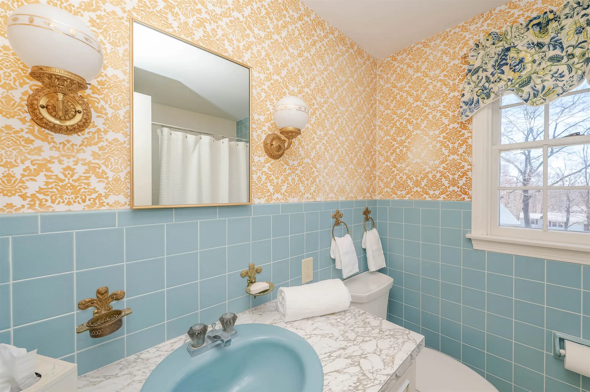 24 Hillcrest Drive Dover NH 03820