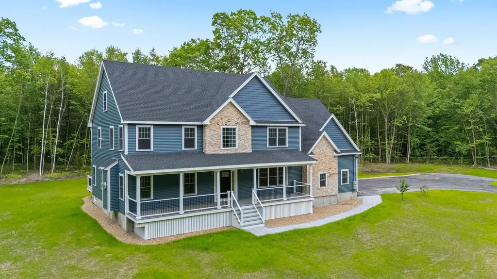 39 Mill Road Derry NH 03038