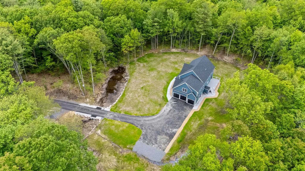 39 Mill Road Derry NH 03038