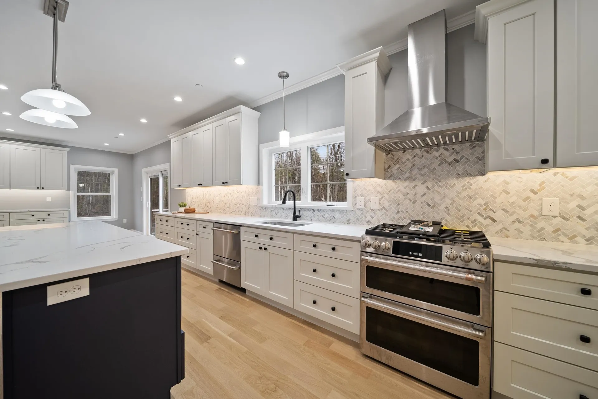 39 Mill Road Derry NH 03038