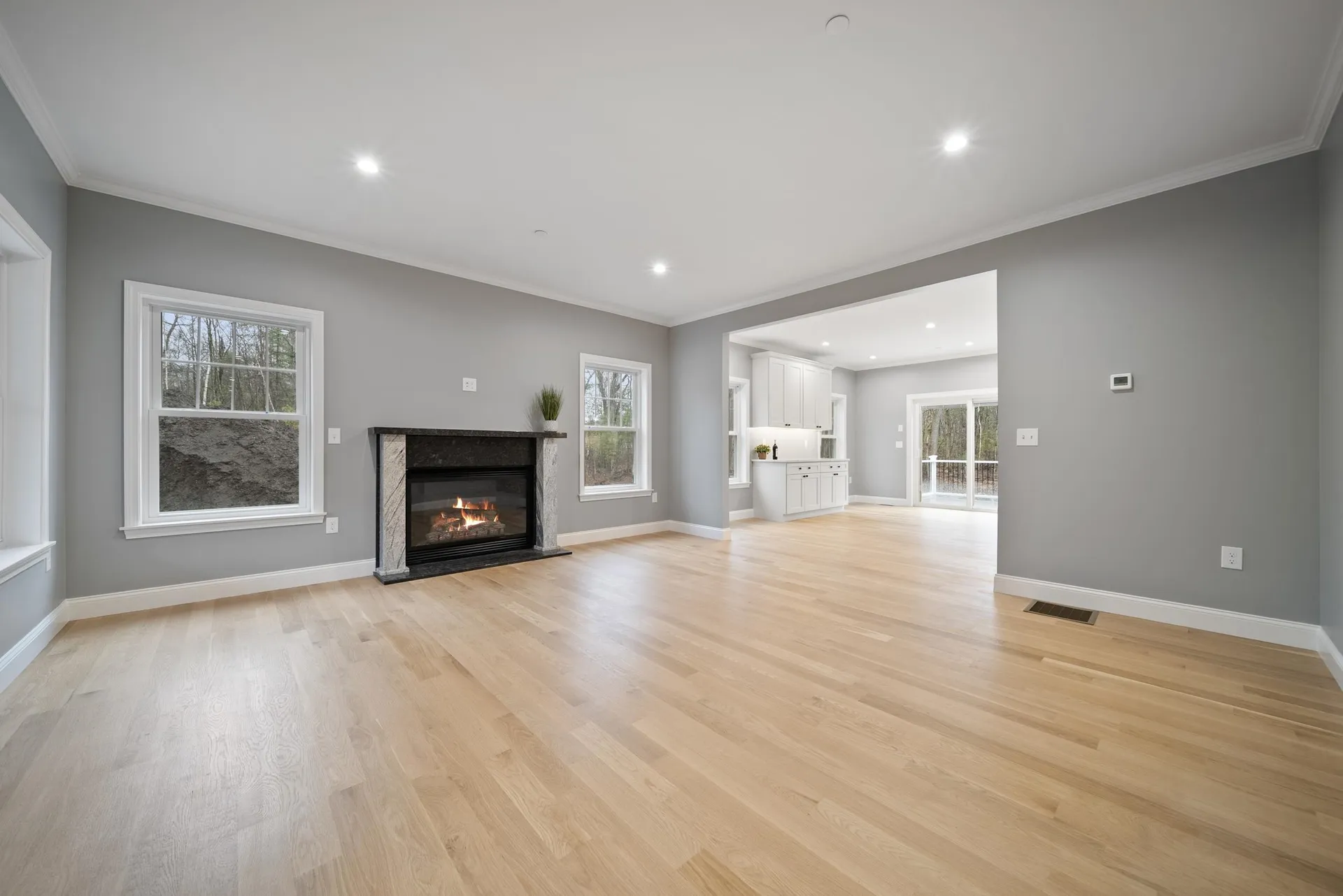 39 Mill Road Derry NH 03038