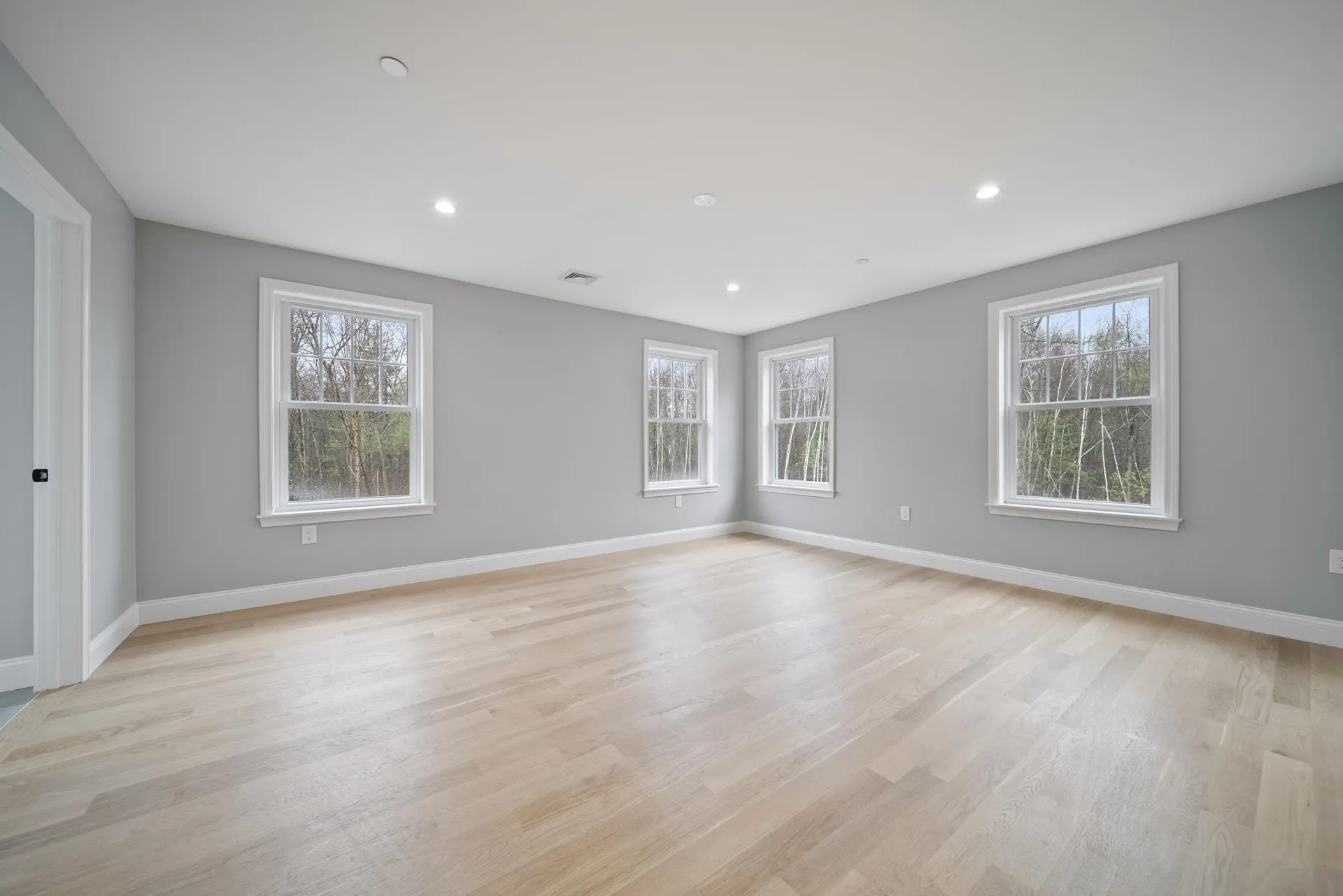 39 Mill Road Derry NH 03038