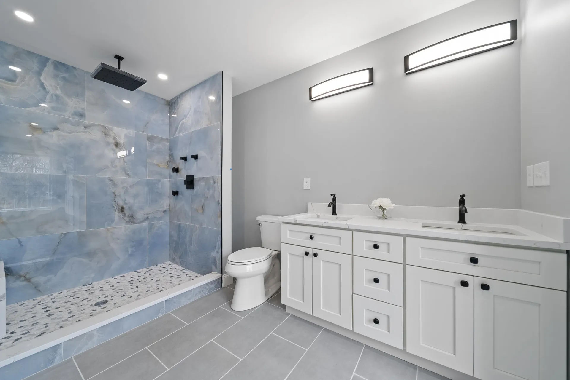 39 Mill Road Derry NH 03038