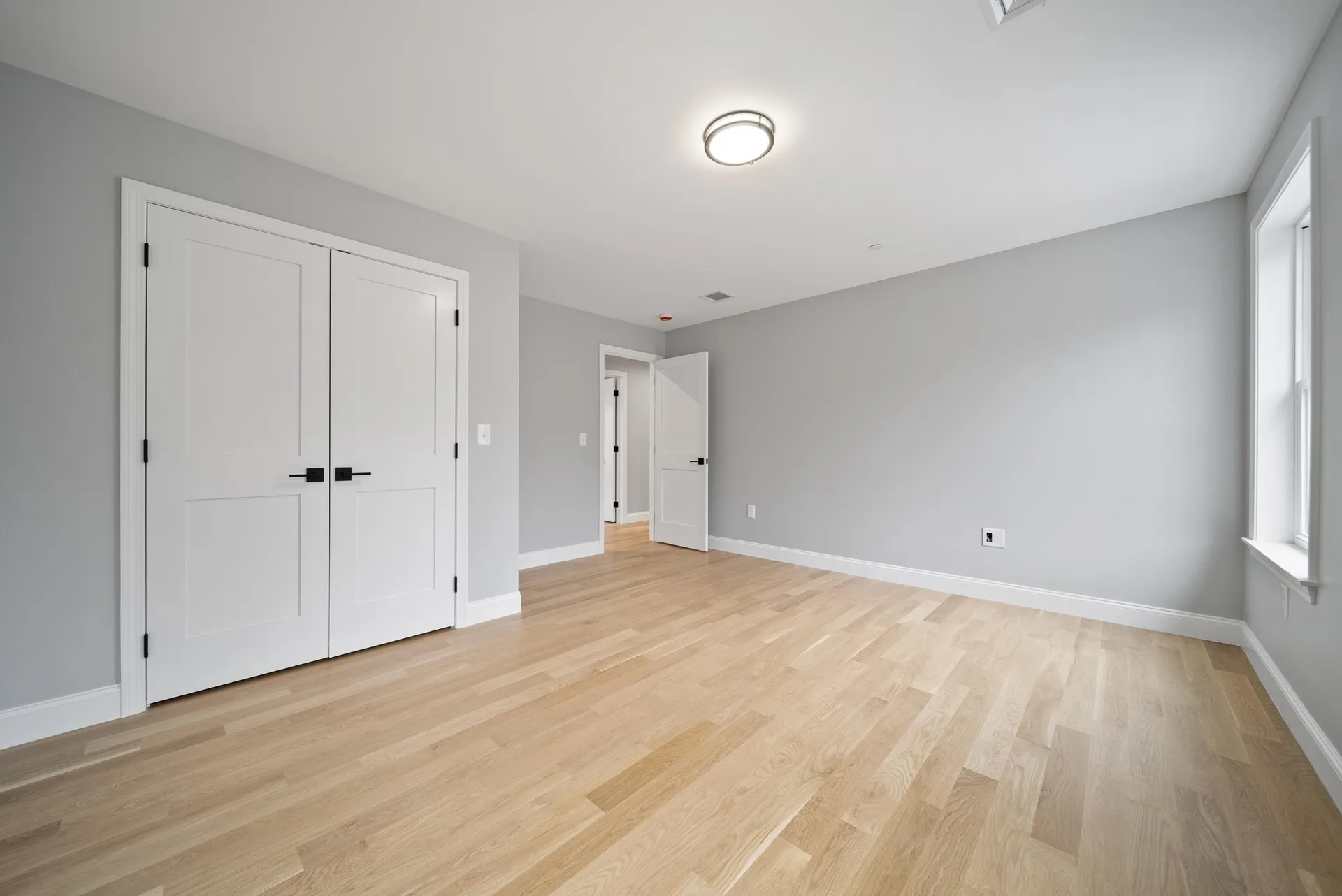 39 Mill Road Derry NH 03038