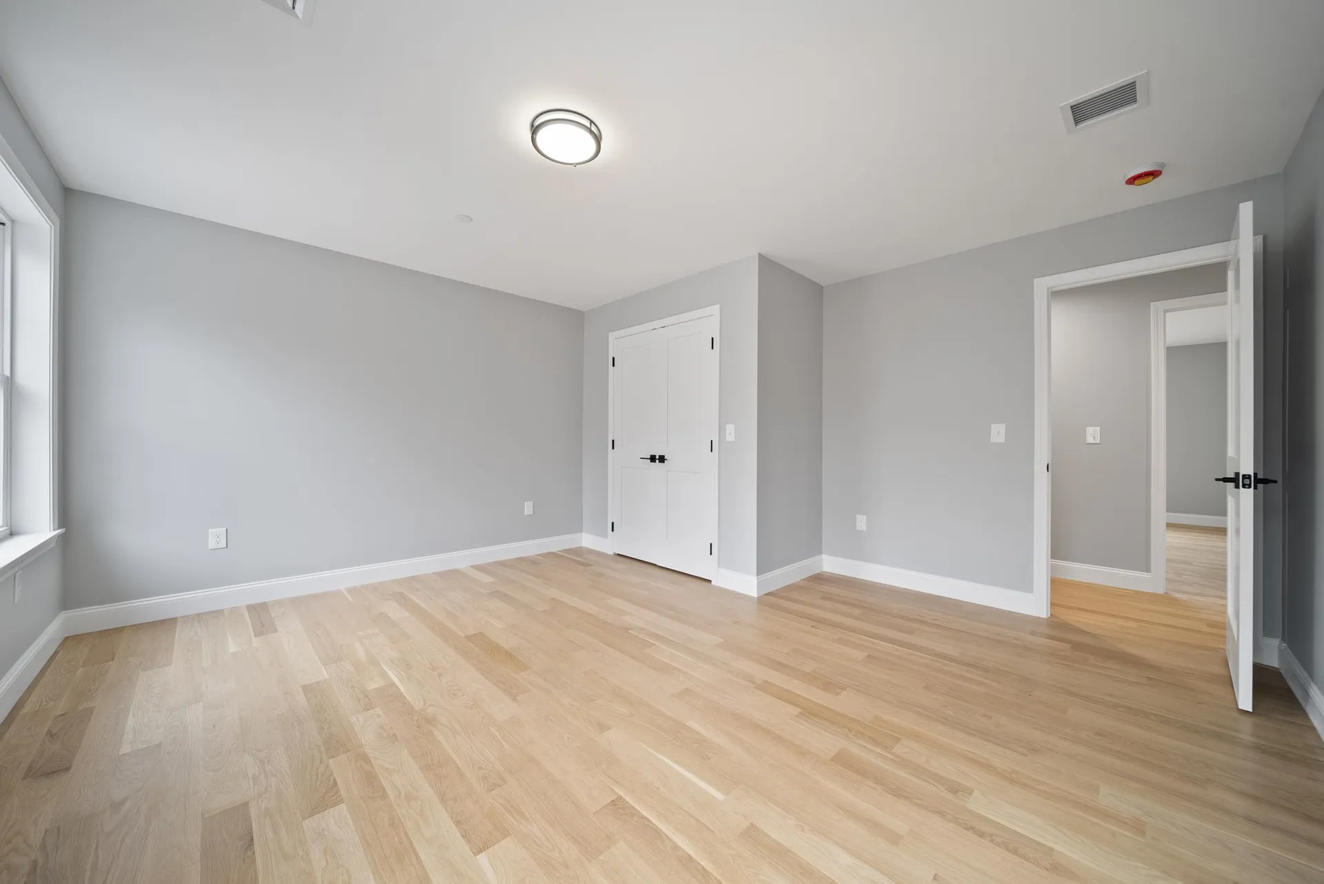 39 Mill Road Derry NH 03038