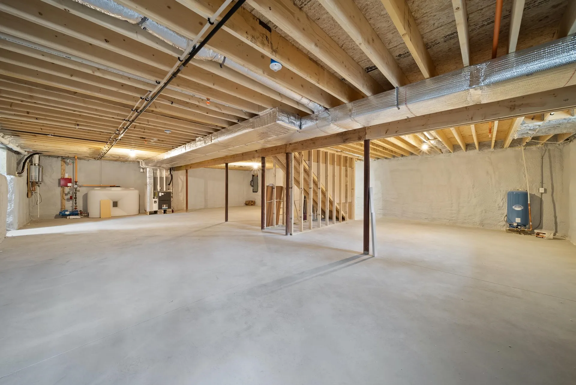 39 Mill Road Derry NH 03038