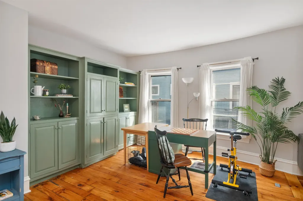 32 Booth Street Burlington VT 05401-8505