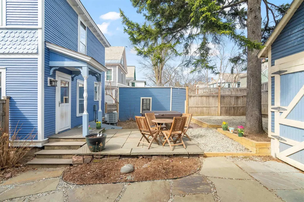 32 Booth Street Burlington VT 05401-8505