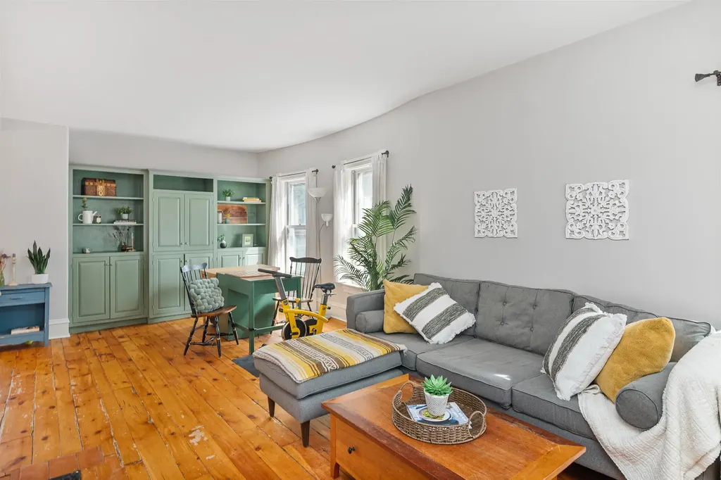 32 Booth Street Burlington VT 05401-8505