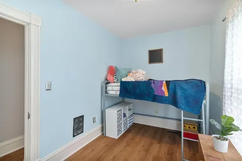 32 Booth Street Burlington VT 05401-8505