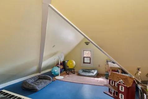 32 Booth Street Burlington VT 05401-8505