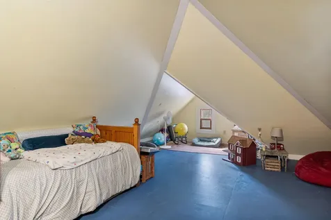 32 Booth Street Burlington VT 05401-8505