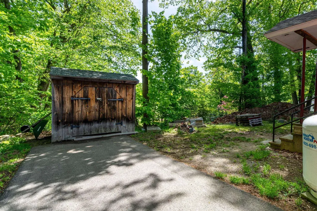581 Isaac Frye Highway Wilton NH 03086