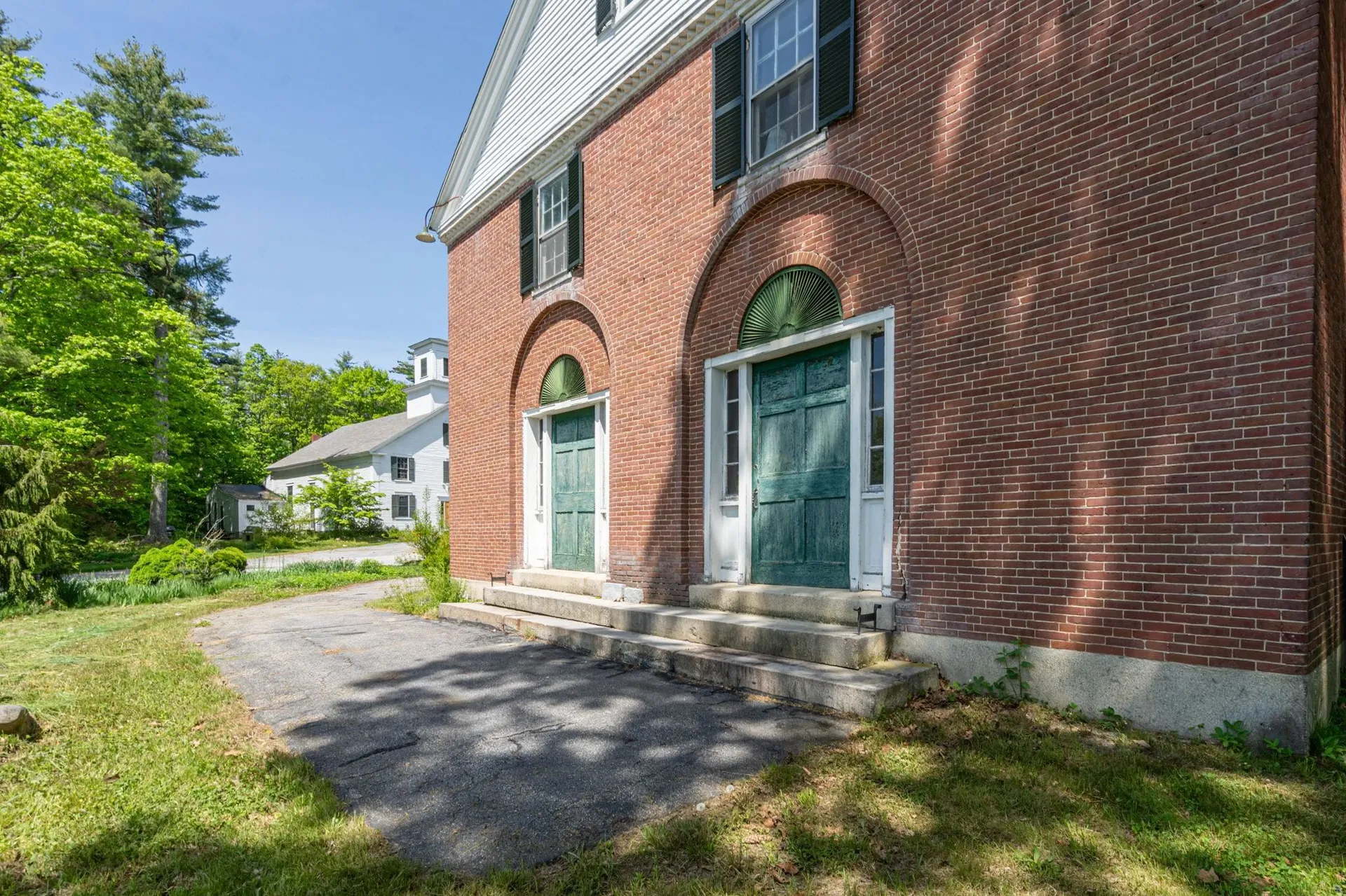 581 Isaac Frye Highway Wilton NH 03086