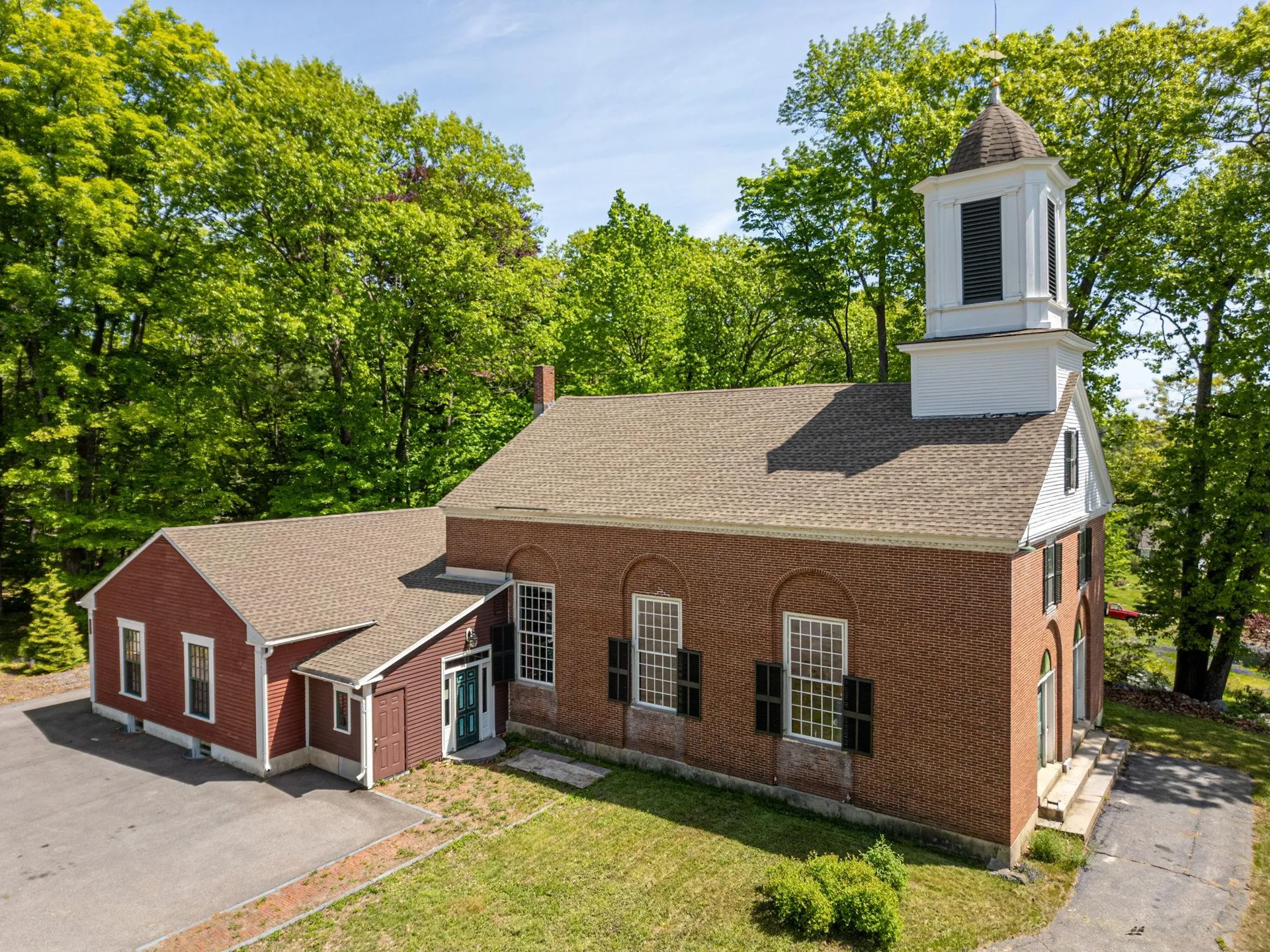 581 Isaac Frye Highway Wilton NH 03086