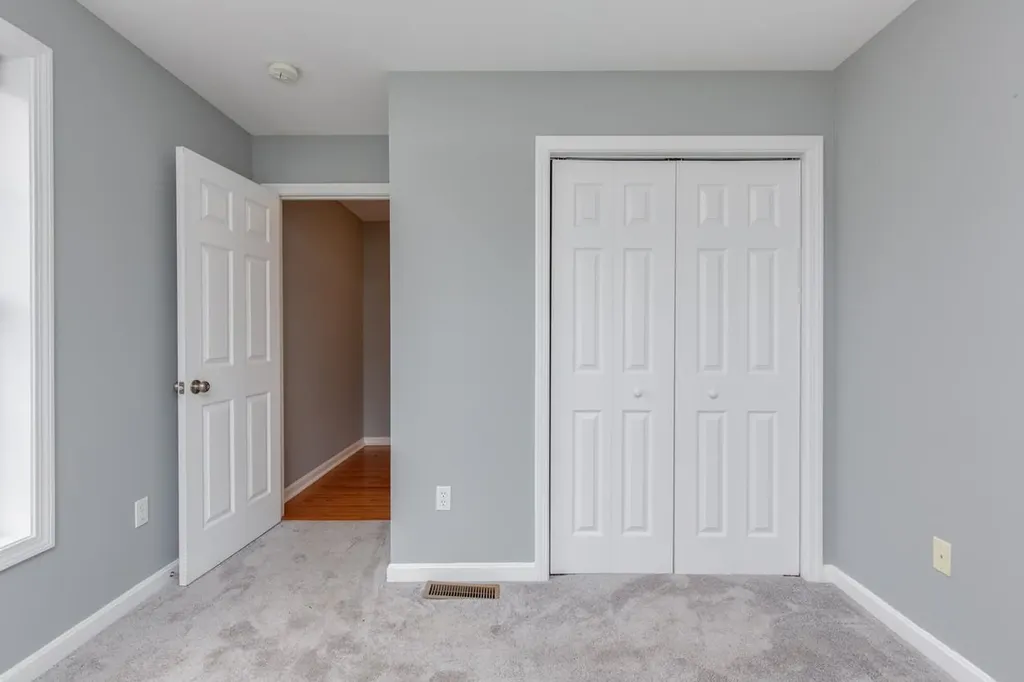 11 Drew Woods Drive Derry NH 03038