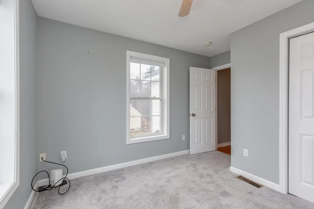 11 Drew Woods Drive Derry NH 03038