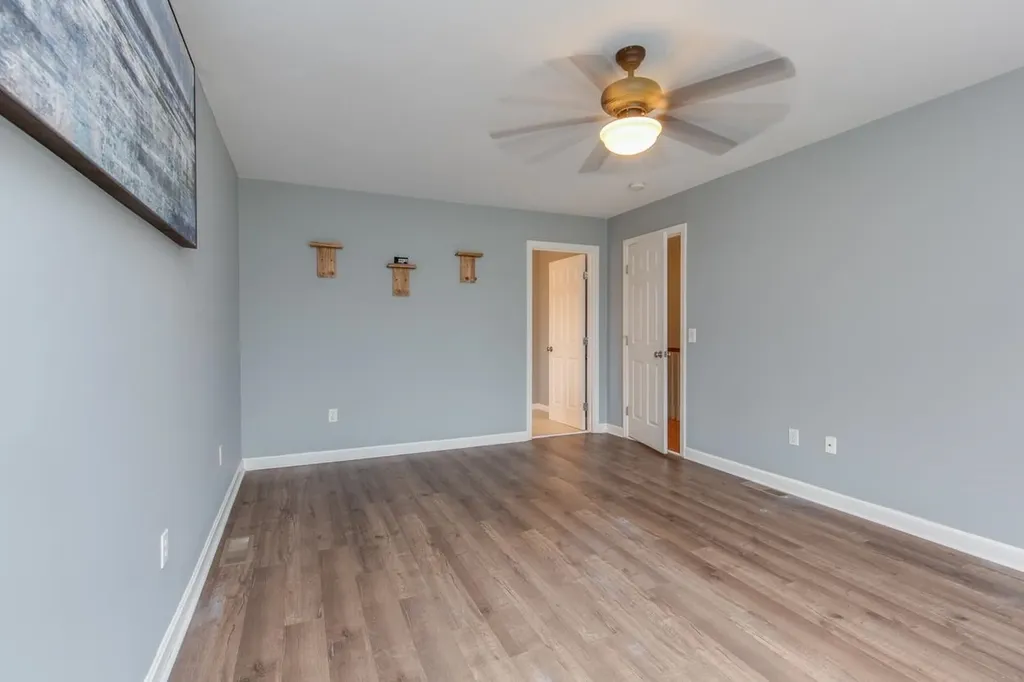 11 Drew Woods Drive Derry NH 03038