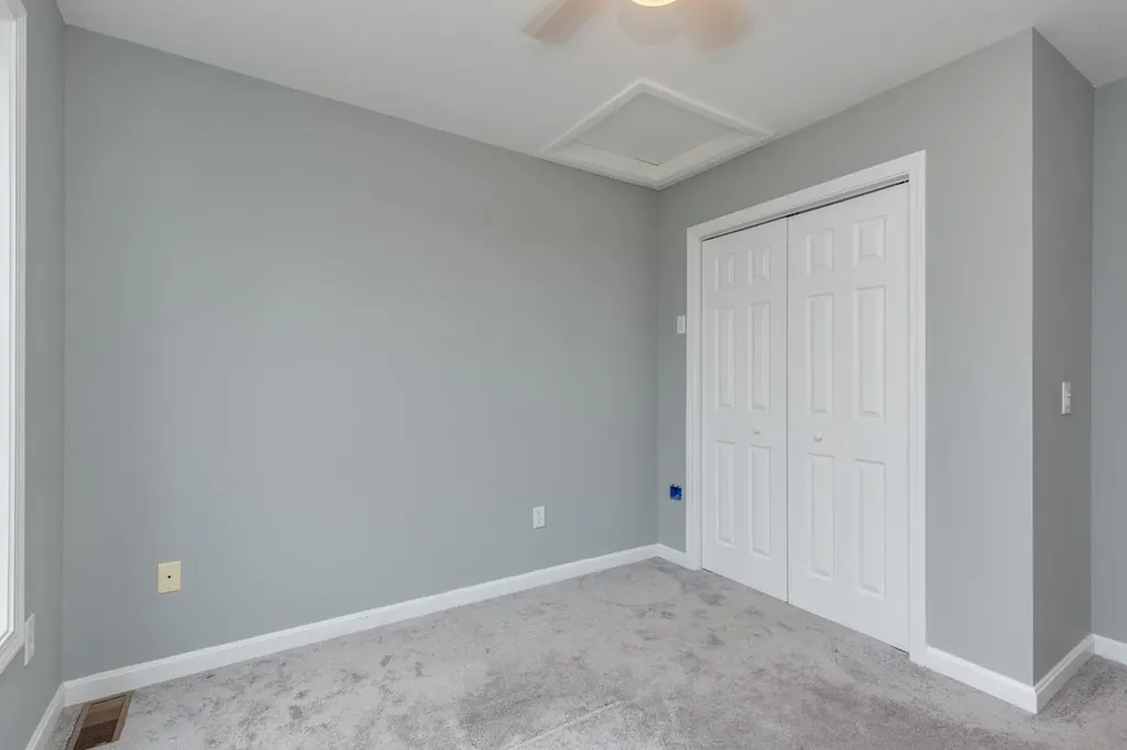 11 Drew Woods Drive Derry NH 03038