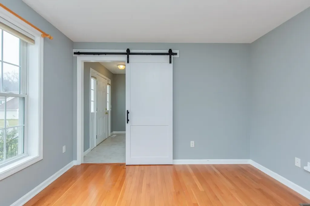 11 Drew Woods Drive Derry NH 03038