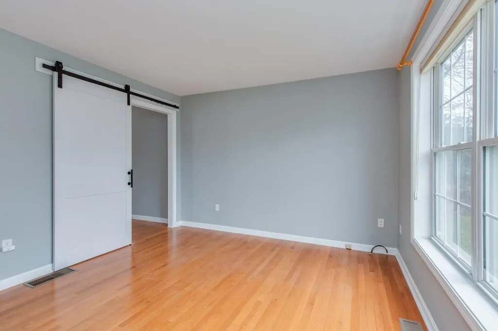 11 Drew Woods Drive Derry NH 03038