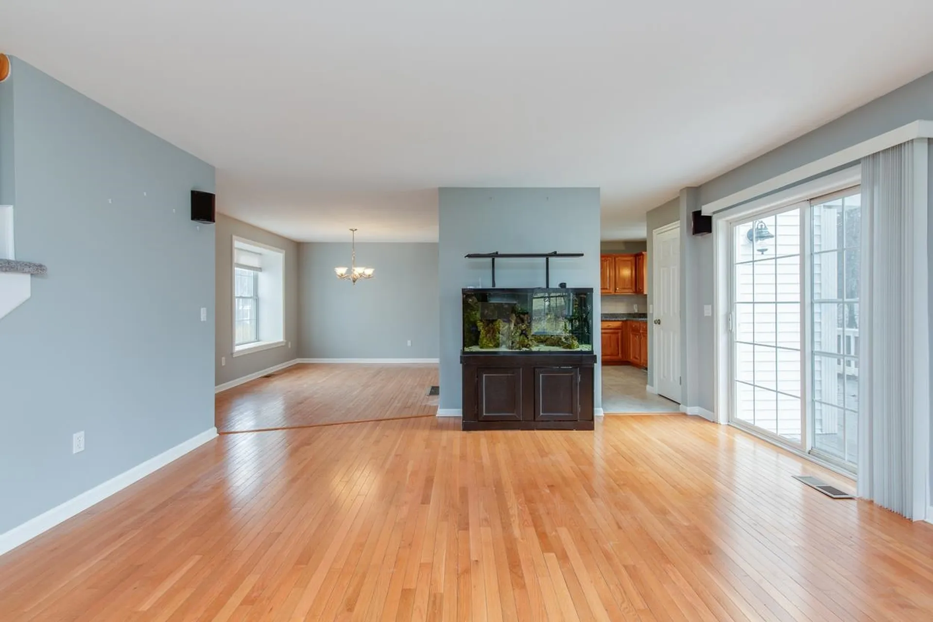 11 Drew Woods Drive Derry NH 03038