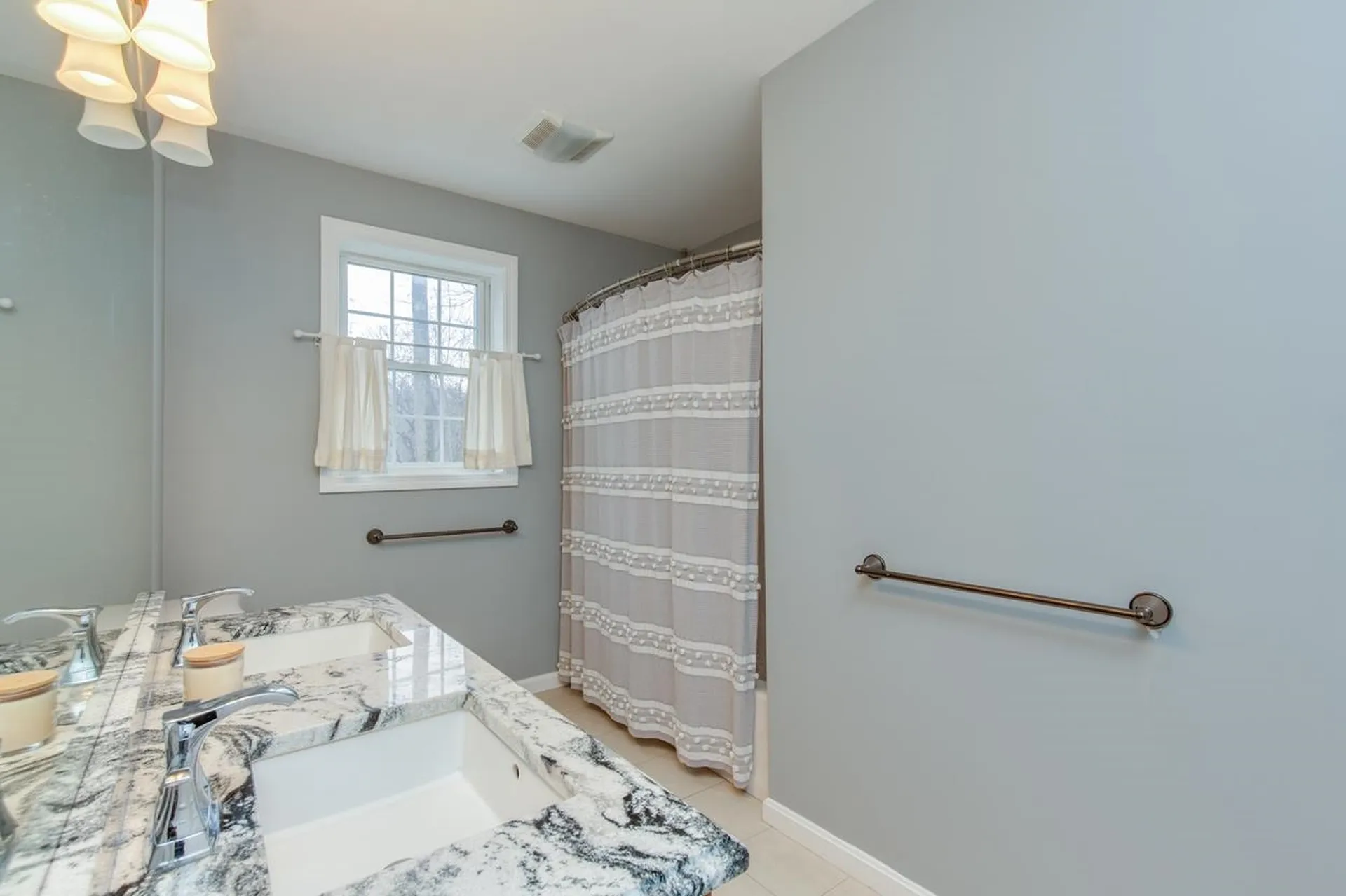 11 Drew Woods Drive Derry NH 03038