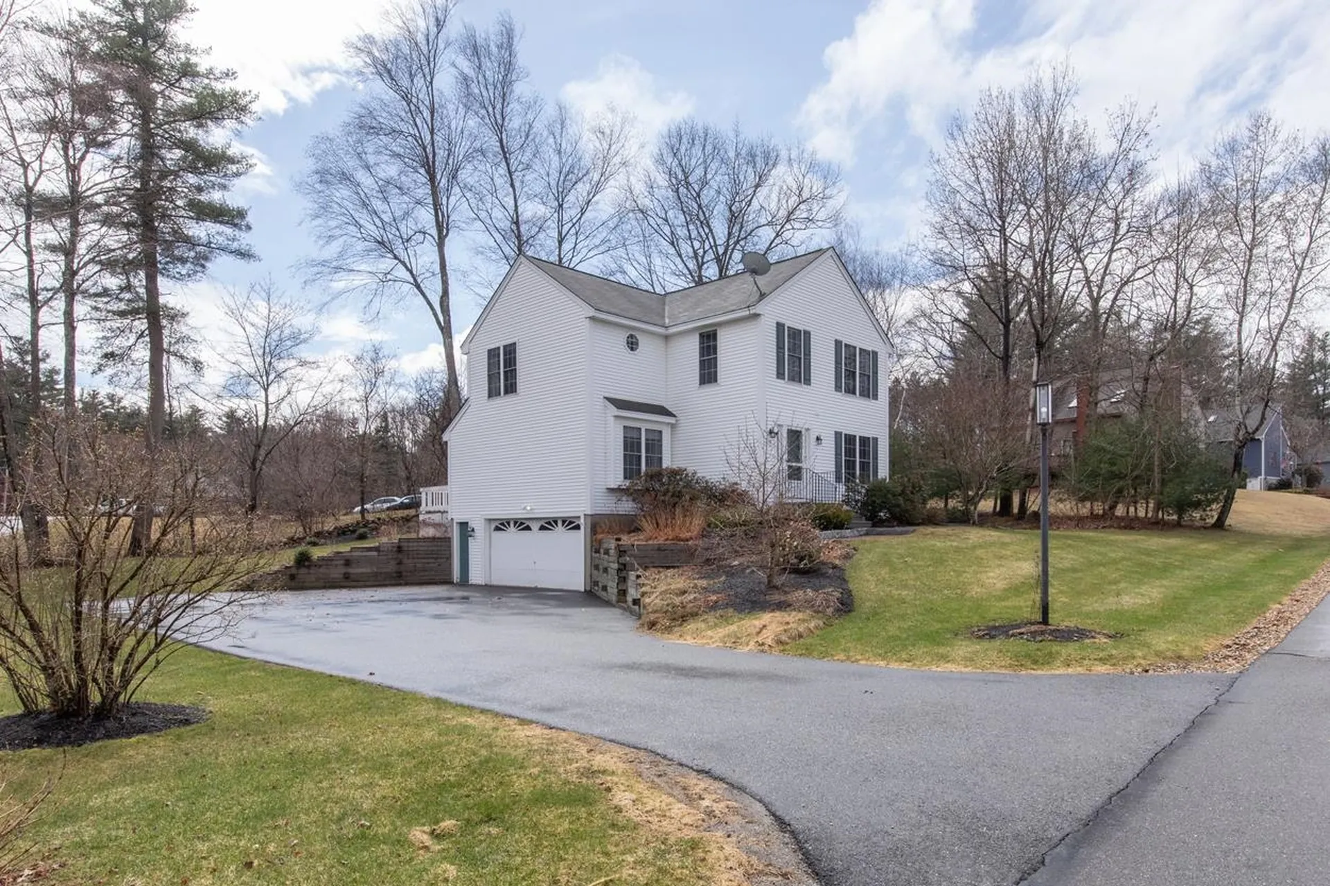 11 Drew Woods Drive Derry NH 03038