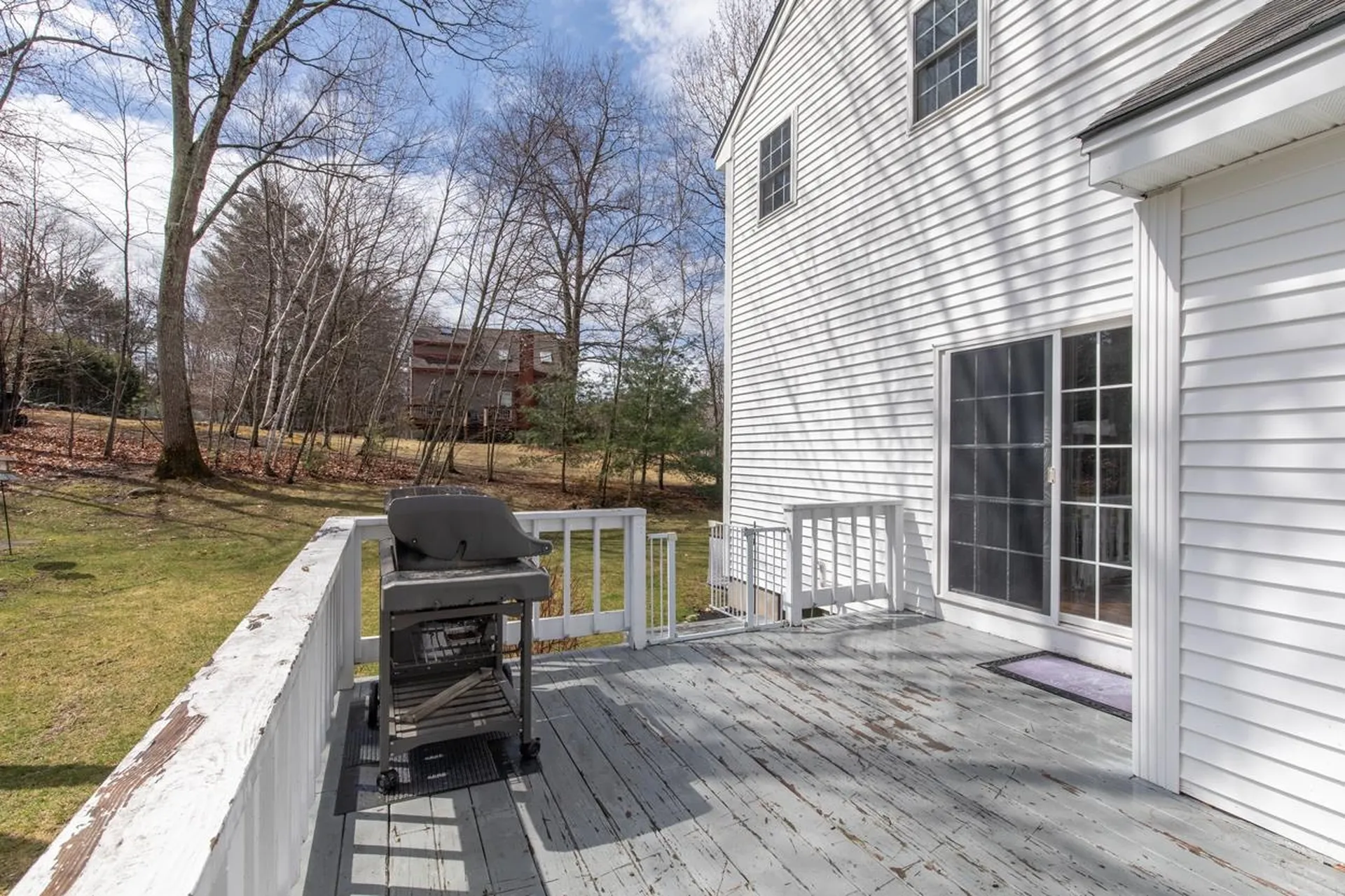 11 Drew Woods Drive Derry NH 03038