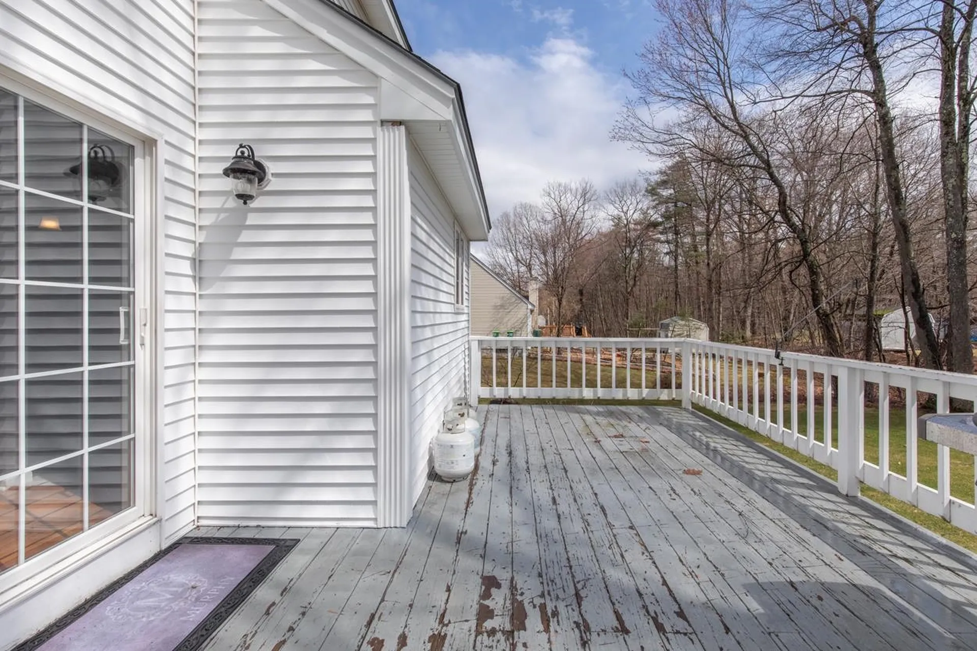 11 Drew Woods Drive Derry NH 03038