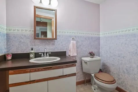 1 Blueberry Hill Road Raymond NH 03077