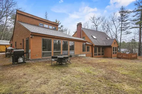 1 Blueberry Hill Road Raymond NH 03077