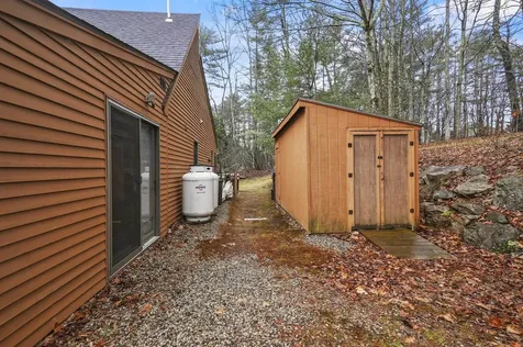 1 Blueberry Hill Road Raymond NH 03077