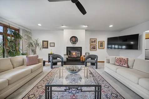 23 Osgood Street Windham NH 03087