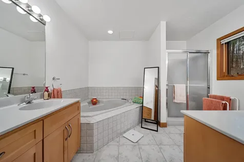 23 Osgood Street Windham NH 03087