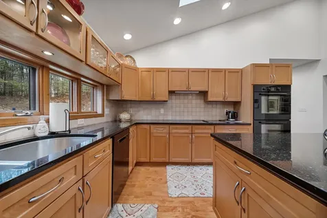 23 Osgood Street Windham NH 03087