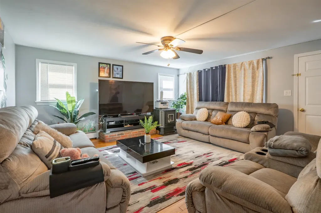 747 Silver Street Manchester NH 03103