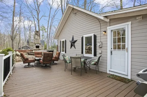 12 2nd Street Windham NH 03087