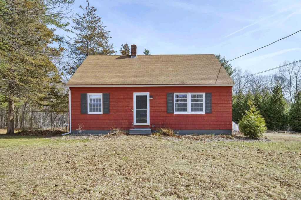 29 Lovell Road Stratham NH 03885